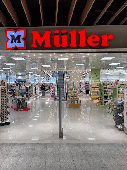 Müller, sklep przy dworcu Salzburg Hauptbahnhof