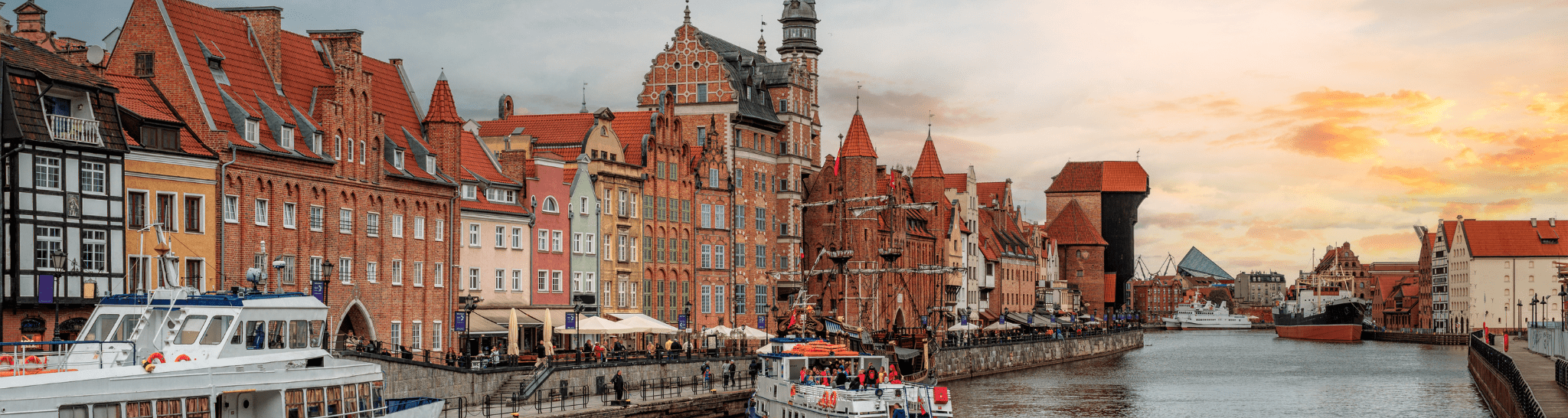 Widok na Gdańsk od strony Wisły