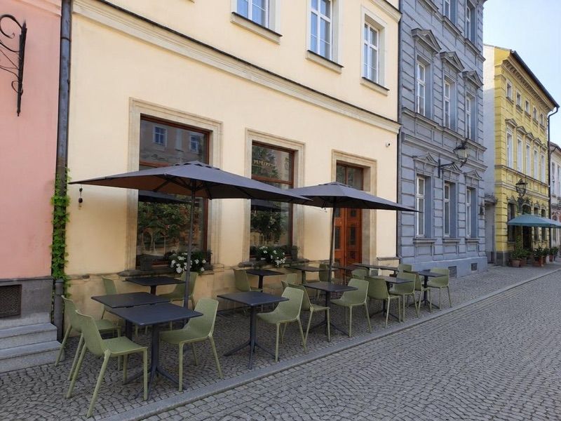 Restauracja Papierova, okolice dworca Bolesławiec