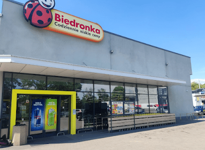 Biedronka, sklep przy dworcu Dworzec Kolejowy