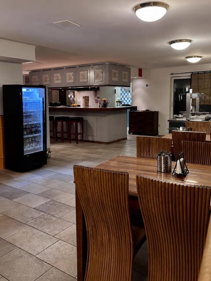 Karma's Kitchen, okolice dworca Chur