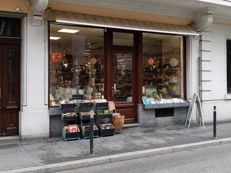 Coop Supermarché Montreux, sklep przy dworcu Montreux