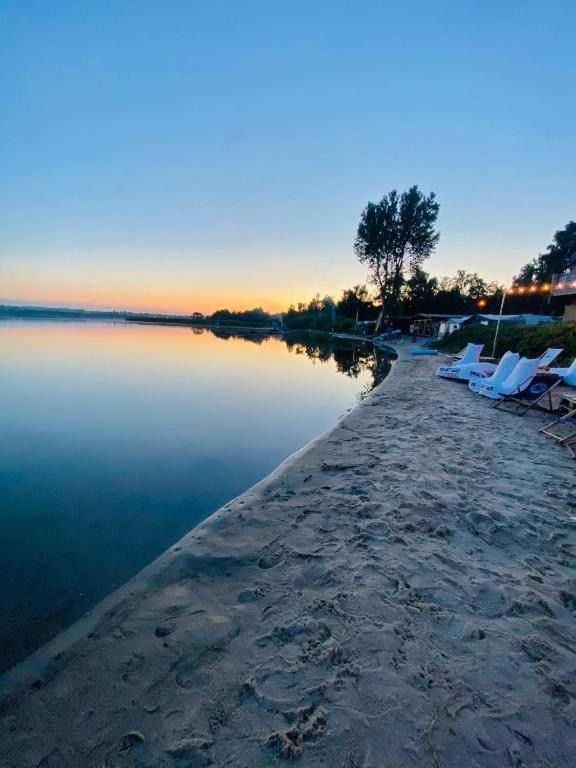 Małe Morze, hotel blisko dworca Chałupy