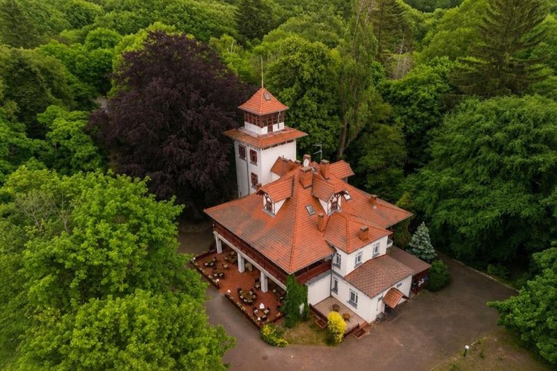 Straszny Dwór 1904, atrakcja w pobliżu dworca Chodzież