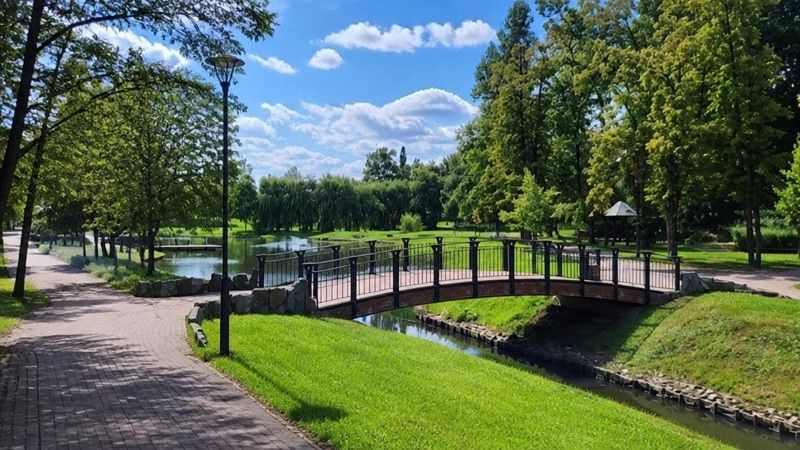 Park Tysiąclecia w Chojnicach, atrakcja w pobliżu dworca Chojnice