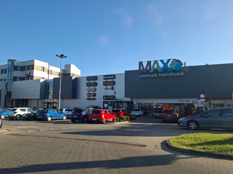 Centrum Handlowe MAX, galeria handlowa w pobliżu dworca Chrzanów Śródmieście