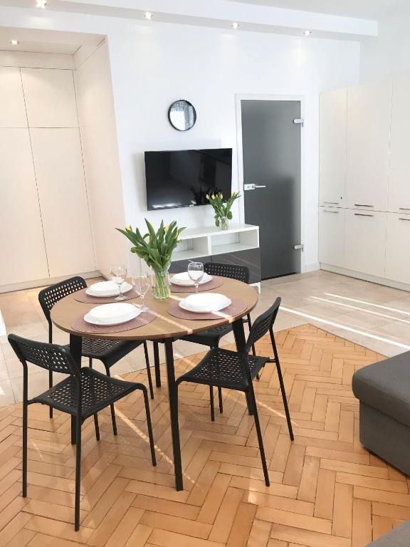 Klimatyczne mieszkanie pod Ratuszem ulica Śląska 2, hotel blisko dworca Częstochowa