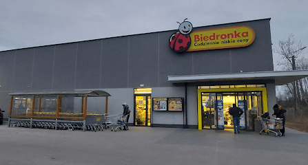 Biedronka, sklep przy dworcu Dąbrowa Białostocka