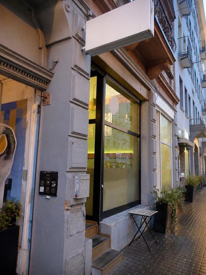 Roots Café, okolice dworca Frankfurt (Main) Hauptbahnhof