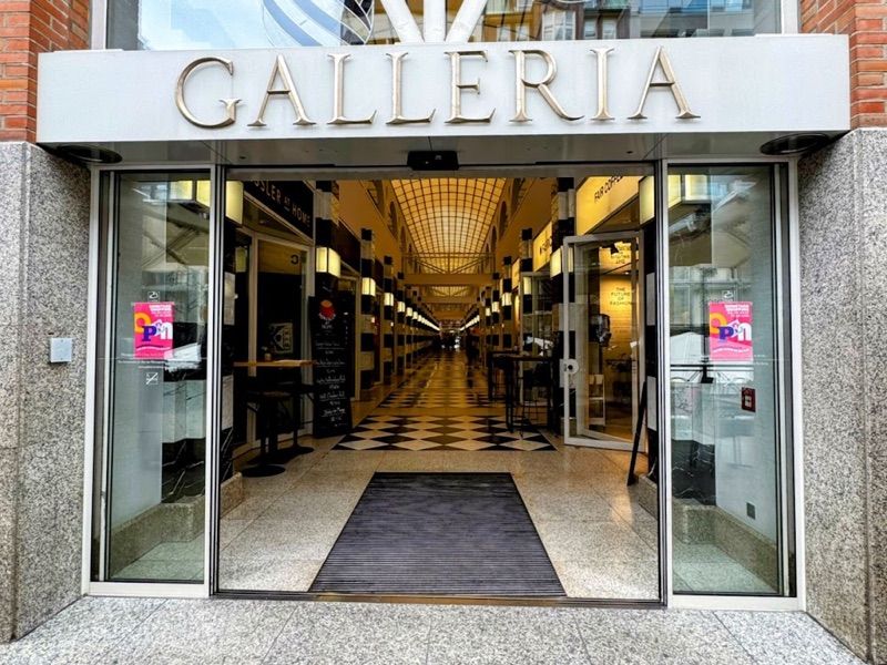 GALLERIA, galeria handlowa w pobliżu dworca Dammtor