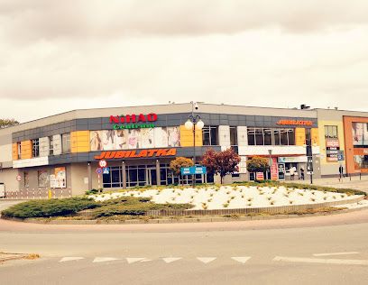 Jubilatka 22, sklep przy dworcu Dębica
