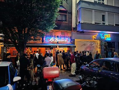 La Barruca de Calderón, okolice dworca Estacion de Santander