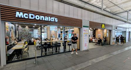 McDonald's, okolice dworca Joaquín Sorolla