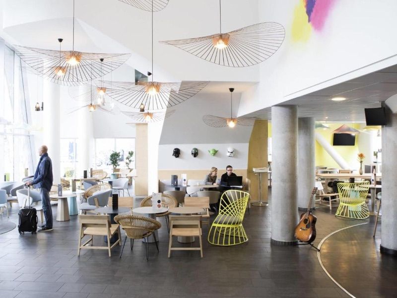 Novotel Suites Lille Europe, hotel blisko dworca Lille Europe