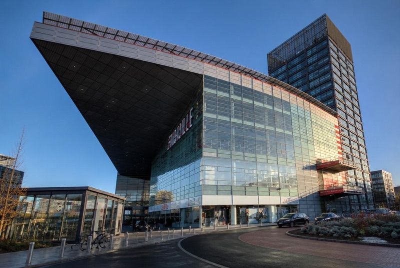 Carrefour Lille, sklep przy dworcu Lille Europe