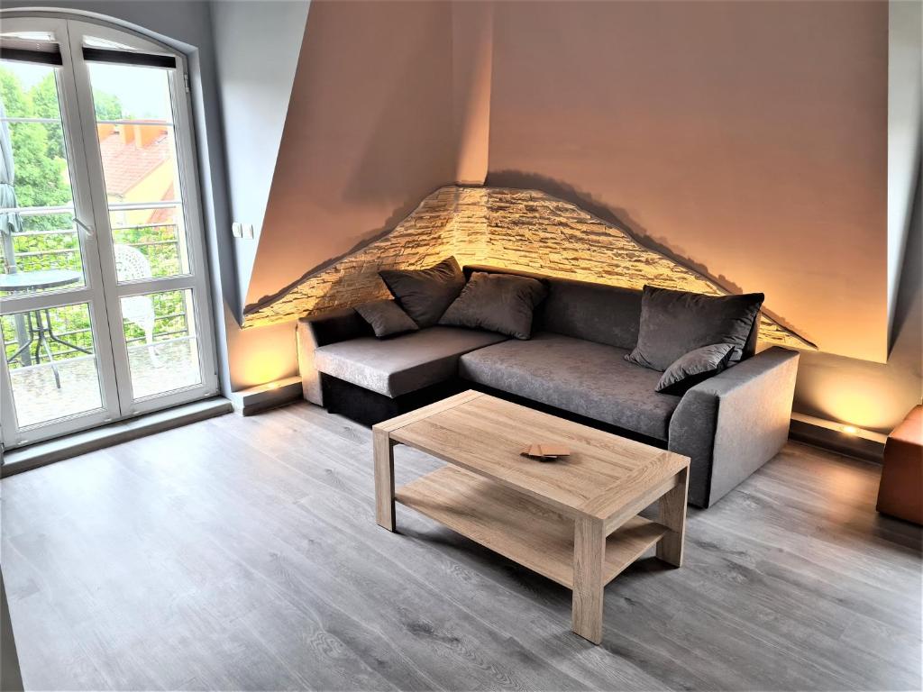 Yakuzza Apartments, nocleg blisko dworca Giżycko