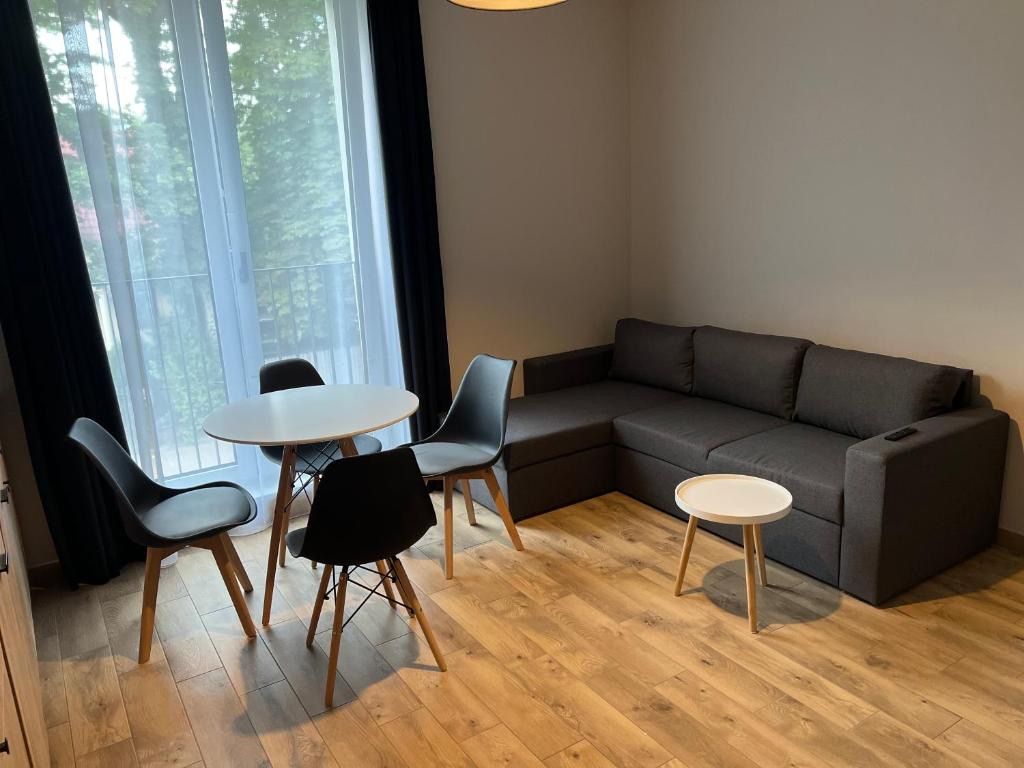 Aquarius Kilińskiego 6, hotel blisko dworca Grodzisk Mazowiecki