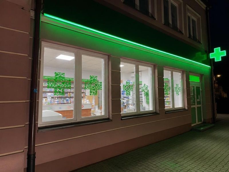 Apteka i Drogeria Farmacja 24, Całodobowa, Punkt szczepień, sklep przy dworcu Grodzisk Mazowiecki