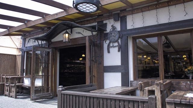 Restauracja Kutter w Helu, okolice dworca Hel