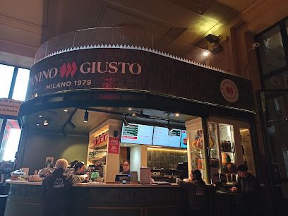 Panino Giusto, okolice dworca Milano Centrale