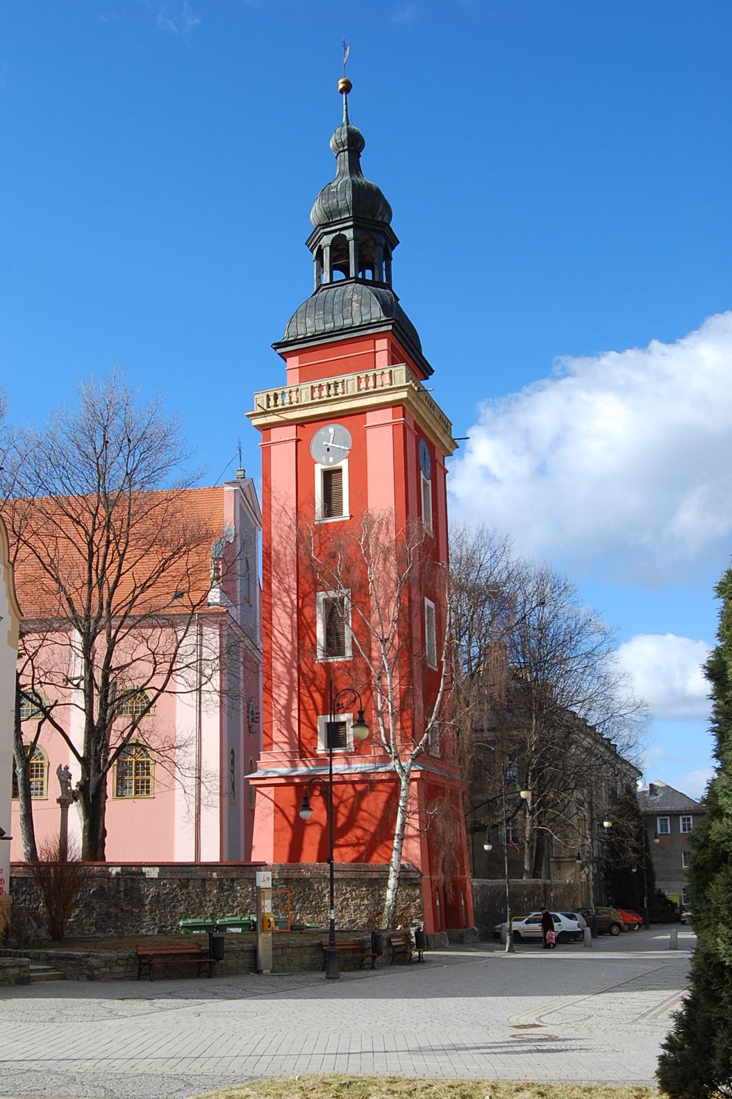 Kościół św. Jana Chrzciciela, atrakcja w pobliżu dworca Jelenia Góra Cieplice