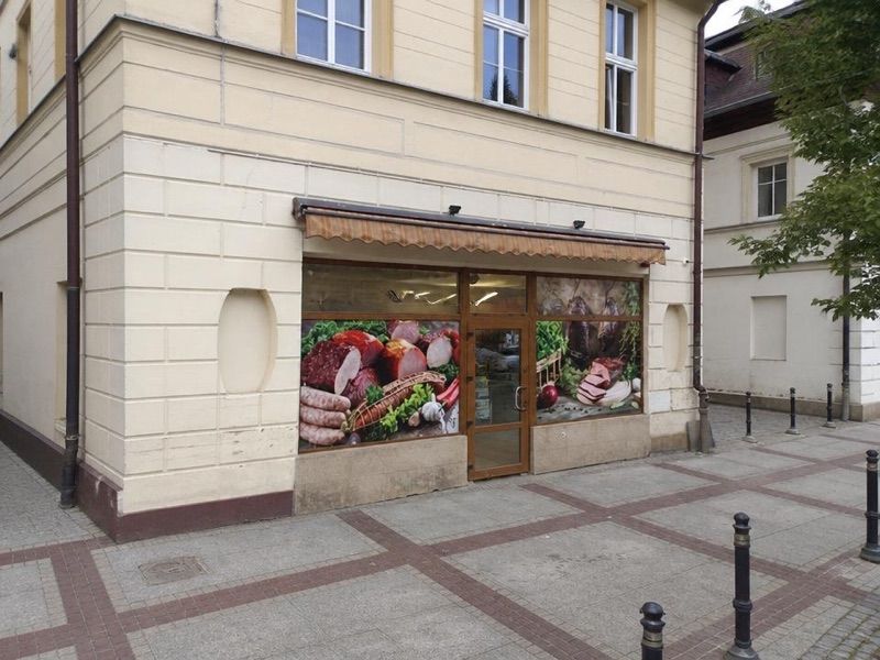 Chata Polska, sklep przy dworcu Jelenia Góra Cieplice