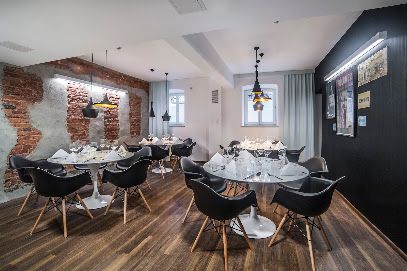Restauracja "u Kretschmera", okolice dworca Łódź Kaliska