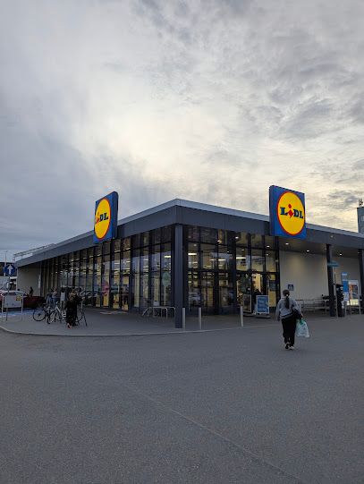 Lidl, sklep przy dworcu Łódź Kaliska