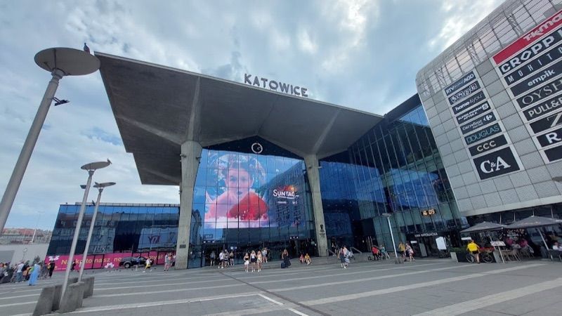 Galeria Katowicka, galeria handlowa w pobliżu dworca Katowice