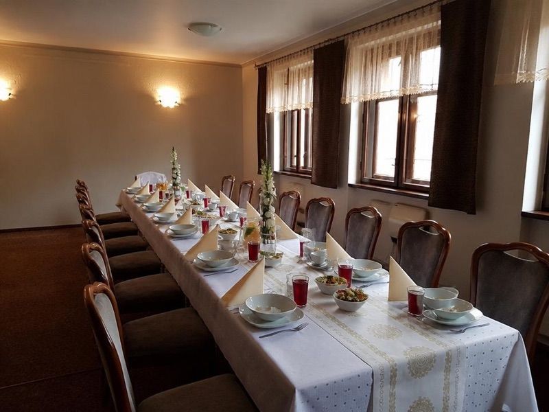 Restauracja "Biesiada", okolice dworca Kępno