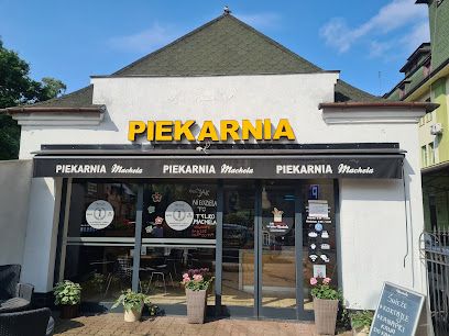 Piekarnia & Cukiernia Machela - Kłodzko Grunwaldzka - Pieczywo na naturalnym zakwasie - pyszne Ciasta - Torty na każdą okazję, sklep przy dworcu Kłodzko Miasto