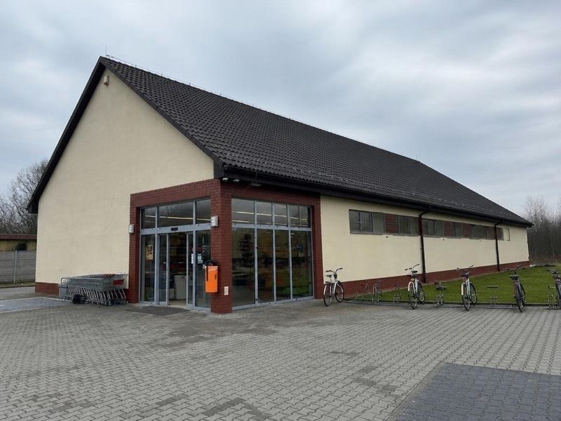 Dino, sklep przy dworcu Koniecpol Centrum
