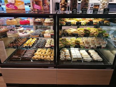 PIEKUŚ piekarnia z cukiernią, sklep przy dworcu Konin
