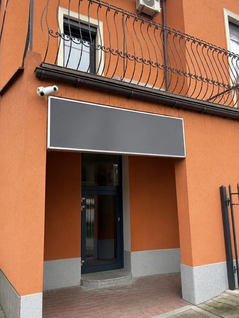 Chili Chili Nowa Huta, okolice dworca Kraków Piastów