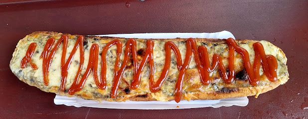 Bar Zapiekanki Hot-Dog Napoje, okolice dworca Kraków Płaszów