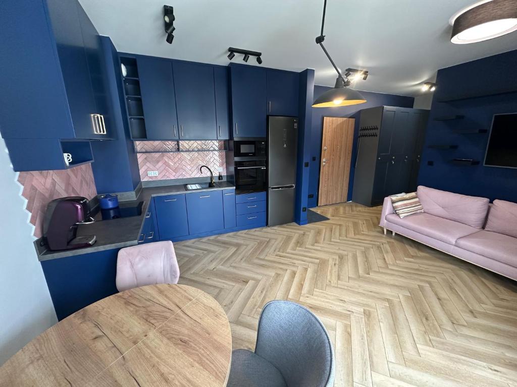 Pink Apartment Zabłocie, nocleg blisko dworca Kraków Płaszów