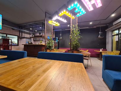 Beef Brothers Restaurant, okolice dworca Krzeszowice
