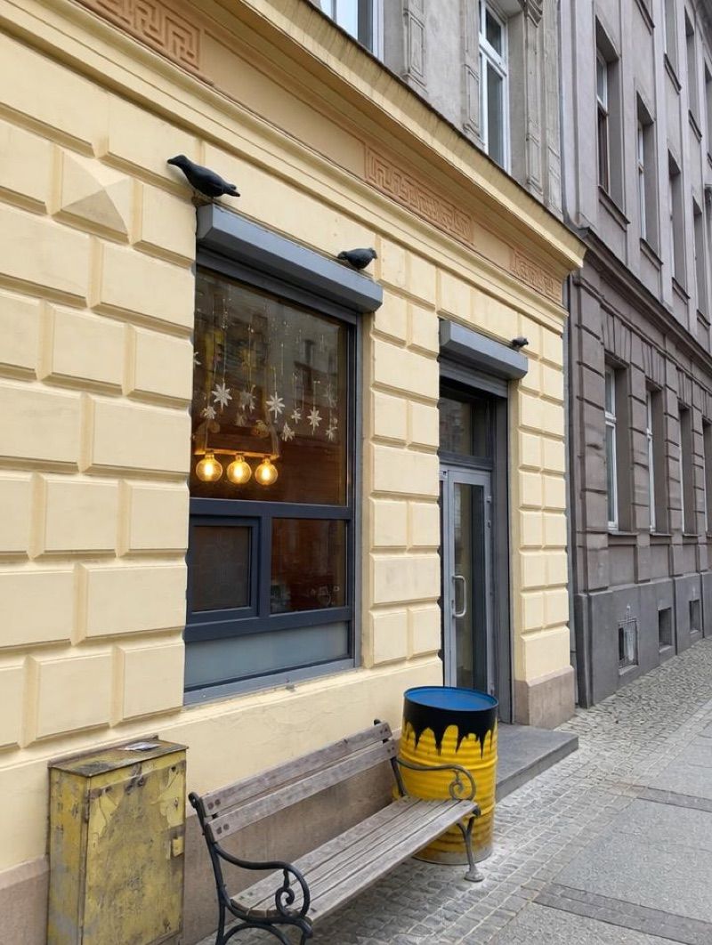 Fryciarnia Amsterdam, okolice dworca Legnica