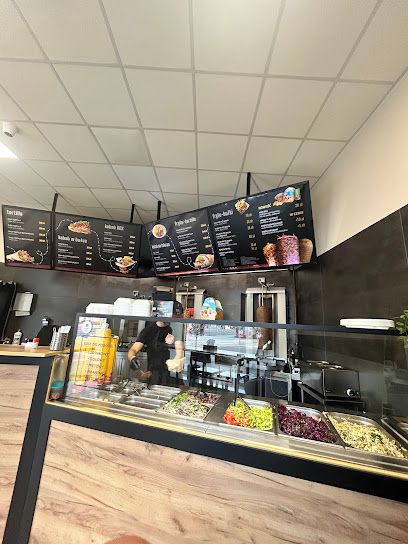 Lara Döner Kebab Legnica, okolice dworca Dworzec Główny PKP Legnica