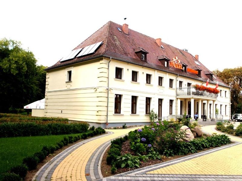 Hotel Świętoborzec, hotel blisko dworca Łobez