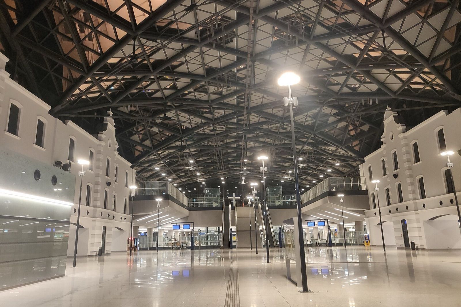 Łodź Fabryczna Dworzec Łodź Fabryczna