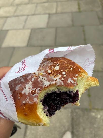 Piekarenka, sklep przy dworcu Łódź Widzew