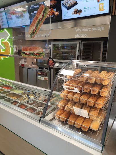 Subway, okolice dworca Łódź Żabieniec