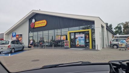 Biedronka, sklep przy dworcu Lubartów