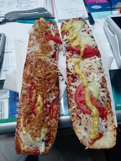 Zapiekanki ze Stacji, okolice dworca Mińsk Mazowiecki