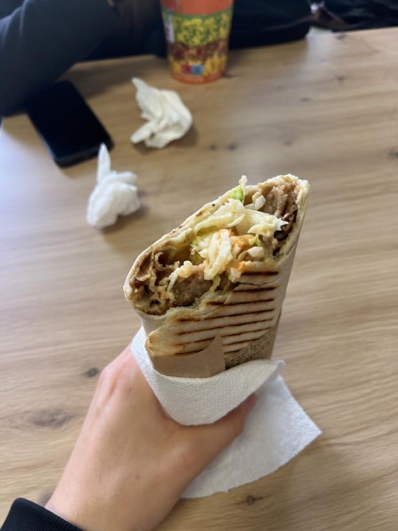 Kebab Nasz, okolice dworca Mrozy