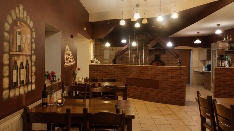 Pizzeria Dolce Vita, okolice dworca Nisko