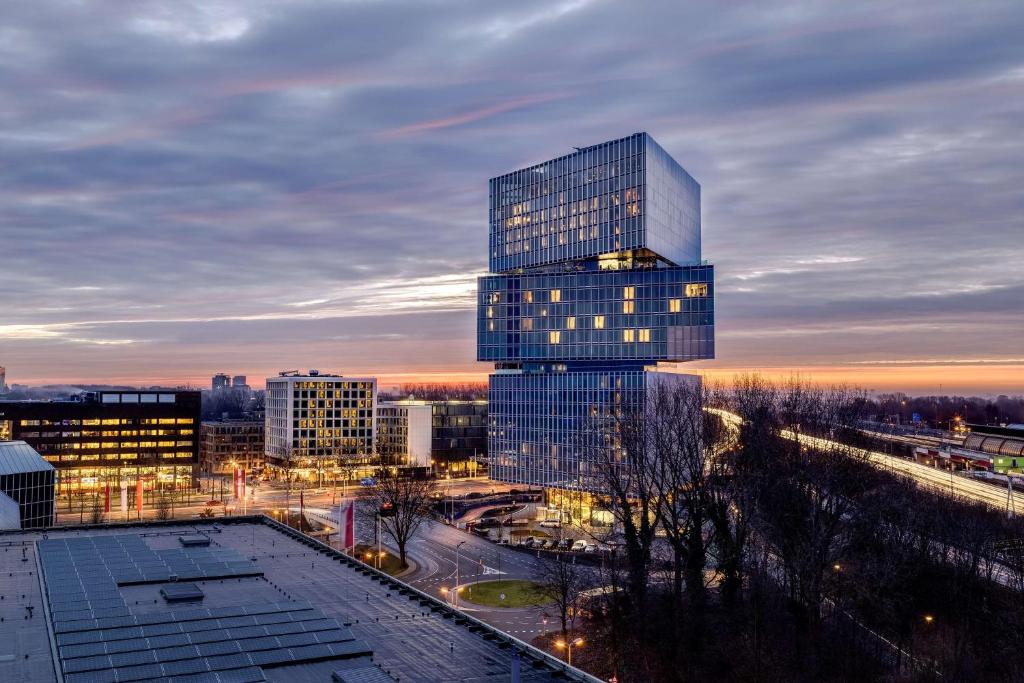 nhow Amsterdam Rai, nocleg blisko dworca Amsterdam Zuid