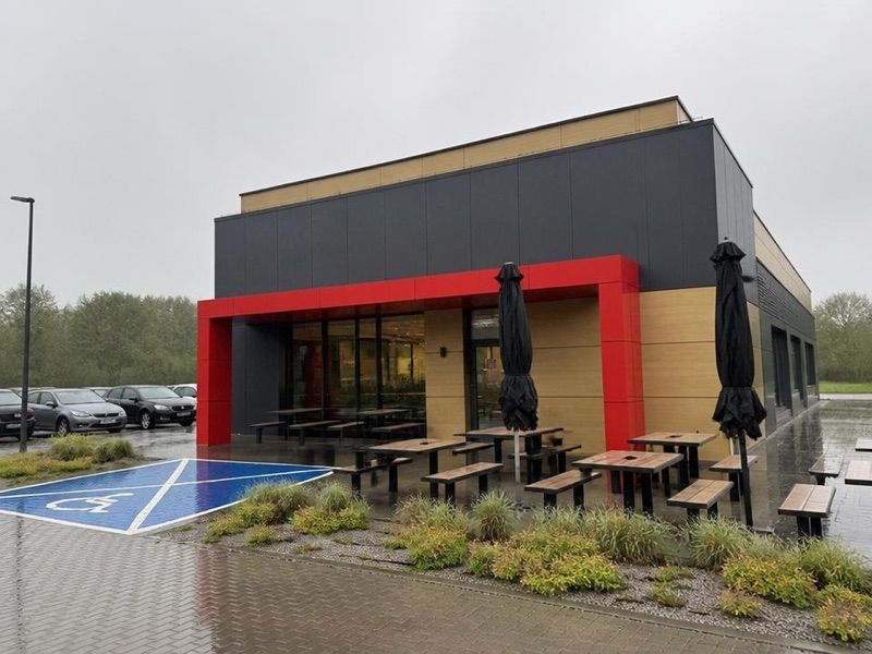 KFC Nysa PKS, okolice dworca Nysa