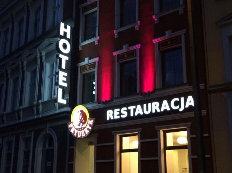 Hotel Fryderyk, hotel blisko dworca Nysa